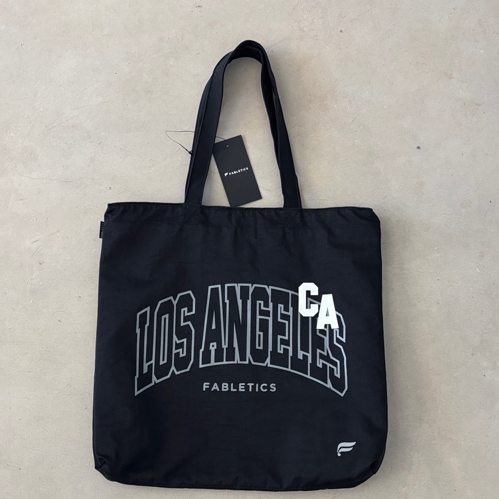 Sale! Sale! NWT Fabletics Los Angeles CA Zippered and Lined Tote Bag